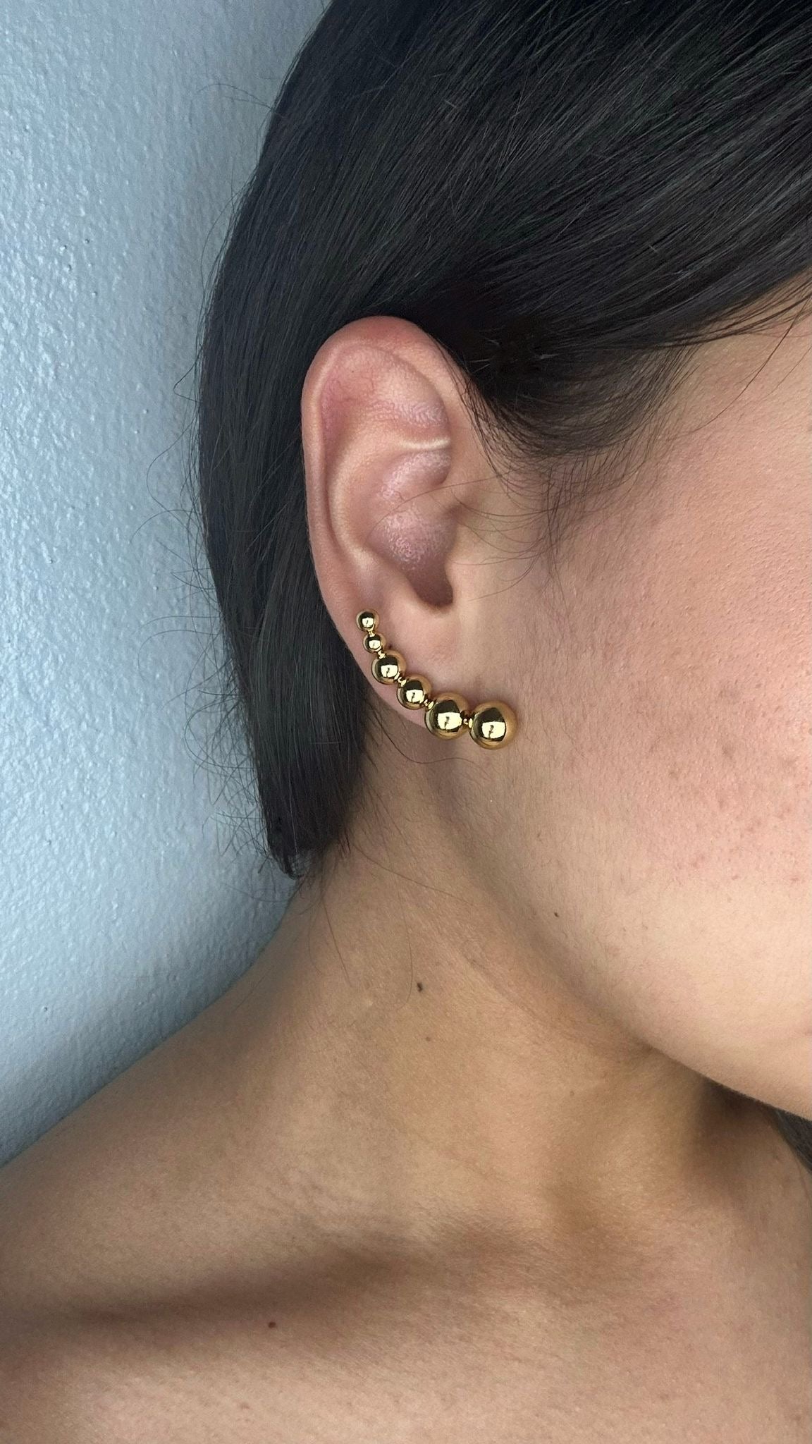 Dot Earrings